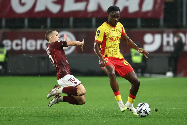 "Lans"ın müdafiəçisi İtaliya nəhənglərinin maraq dairəsinə düşüb