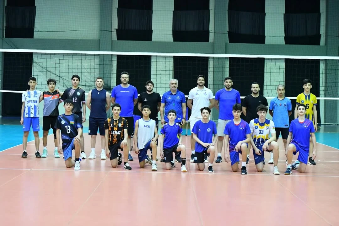 U-14 voleybolçular Şəkidə toplanıb