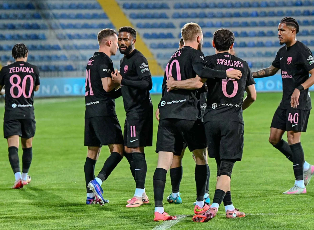 "Sabah" "Şəmkir"in göstəricisini təkrarladı