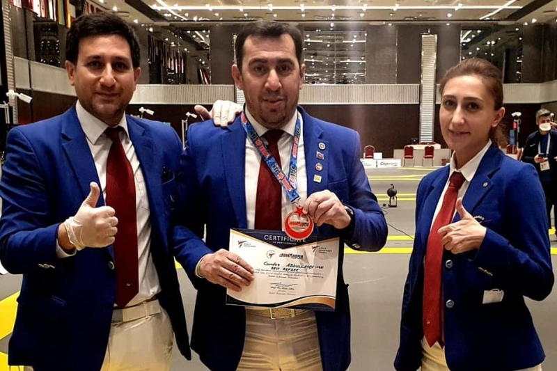 Abdullayev İstanbulda “ən yaxşı” seçildi