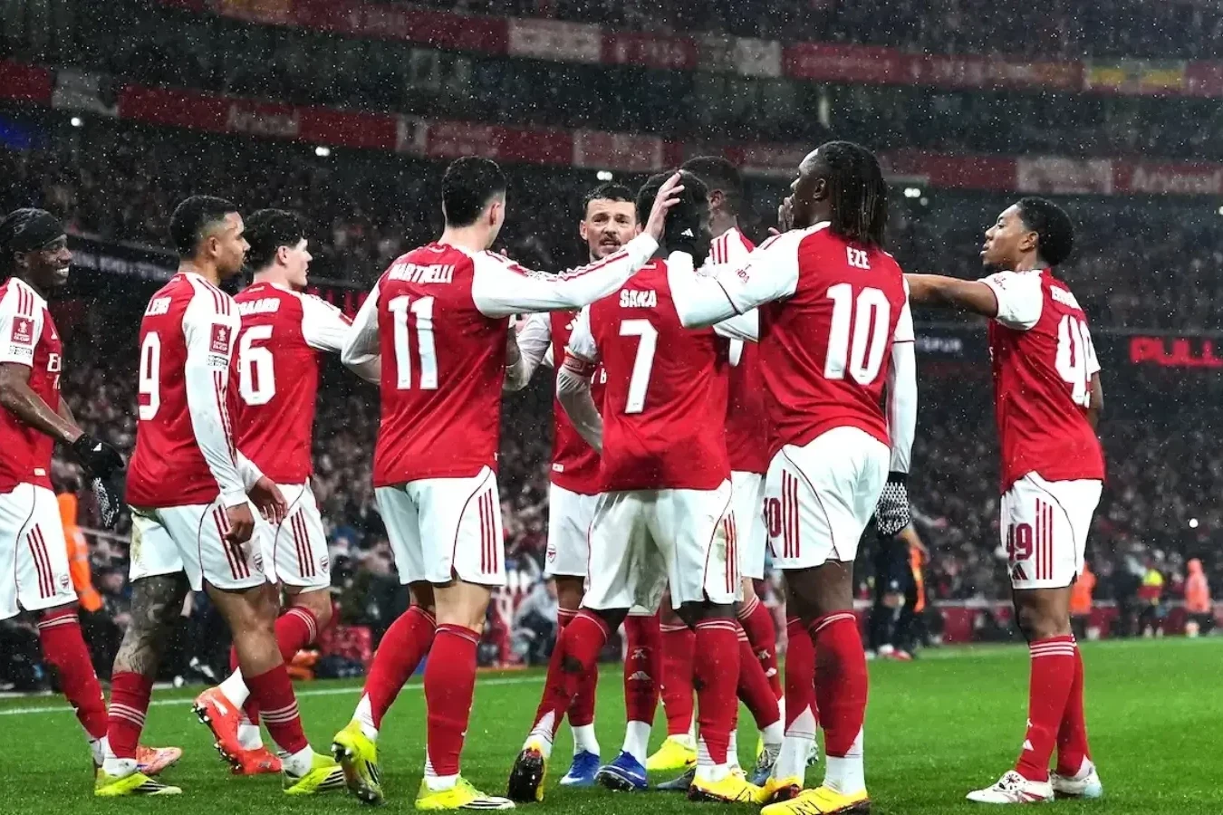 “Arsenal” bütün turnirlərdə altı oyundur məğlub olmur