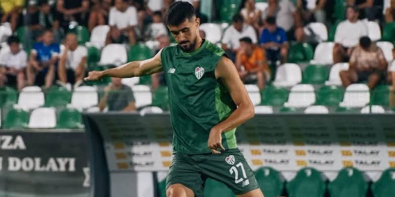 Toral Bayramovun səbr kasası daşdı – “Bursaspor”dan gedir