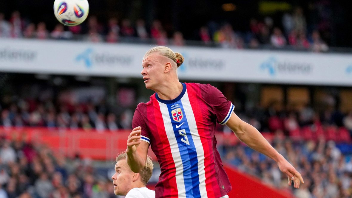 Erlinq Haaland 48 ildən sonra bunu bacaran ilk futbolçu oldu