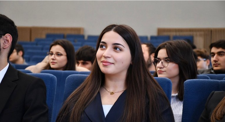 Bu xanım “Xankəndi”nin mətbuat katibi təyin edildi