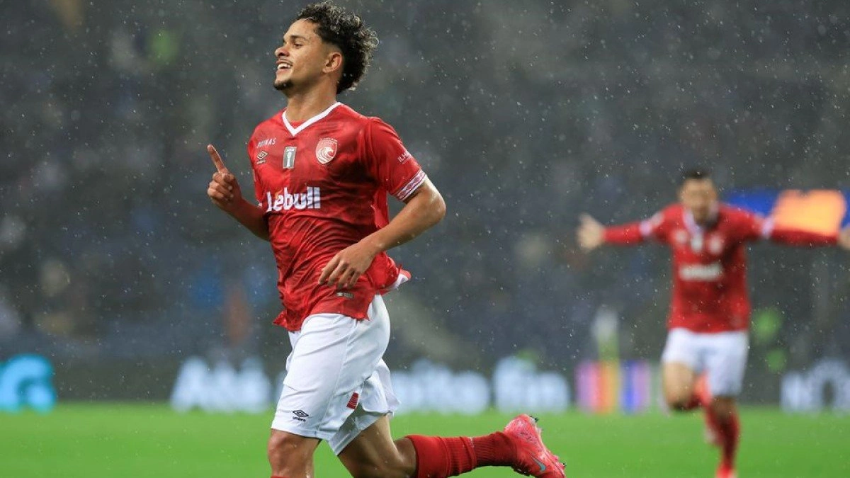 Portuqaliya klubunun braziliyalısı dünyanın ən sürətli futbolçusu oldu