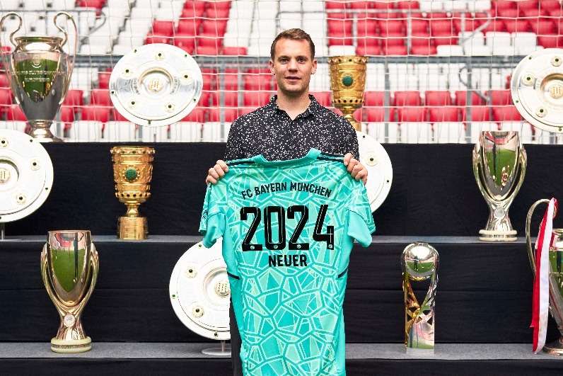 Noyerlə yeni müqavilə bağlandı