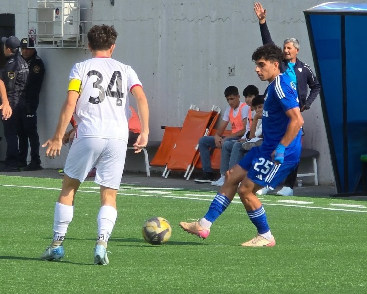 "Qarabağ"dan darmadağın, "Neftçi"dən bolqollu heç-heçə