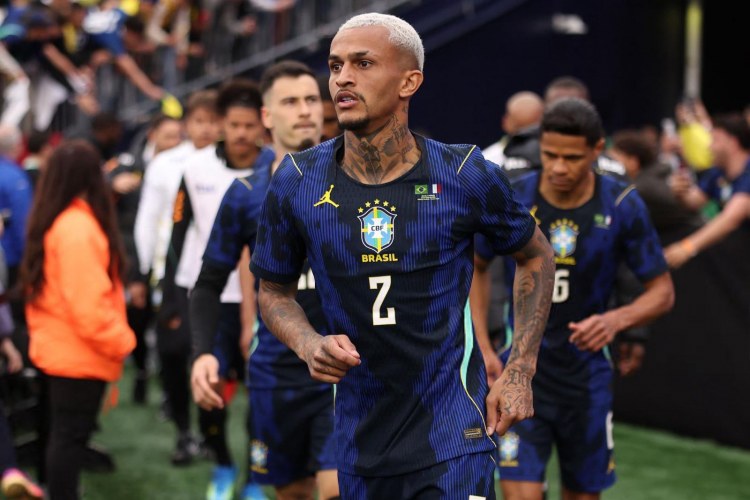 "Roma"nın müdafiəçisi Braziliya millisində zədələndi