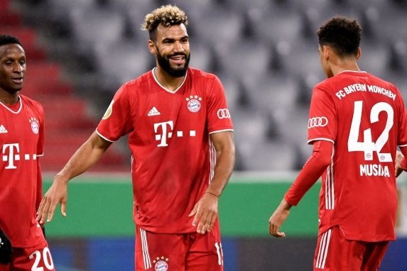 “Bayern”in hücumçusu koronavirusa yoluxdu