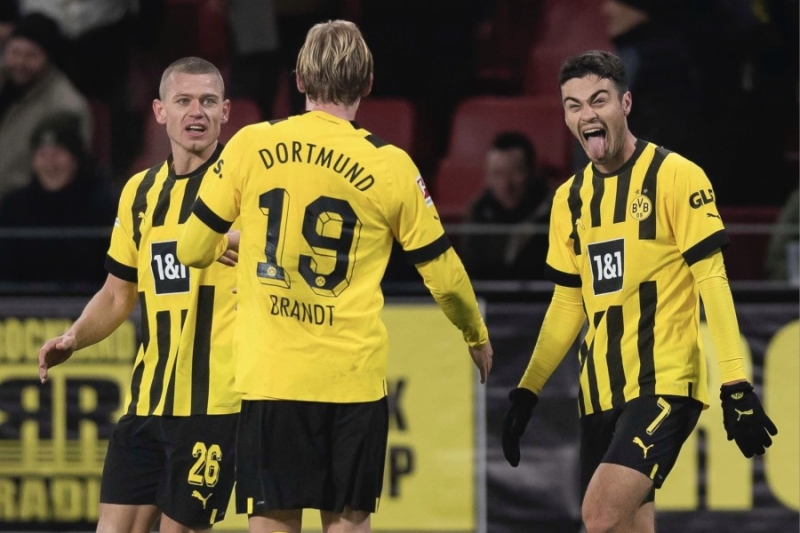 “Borussiya”dan əzmkar qələbə