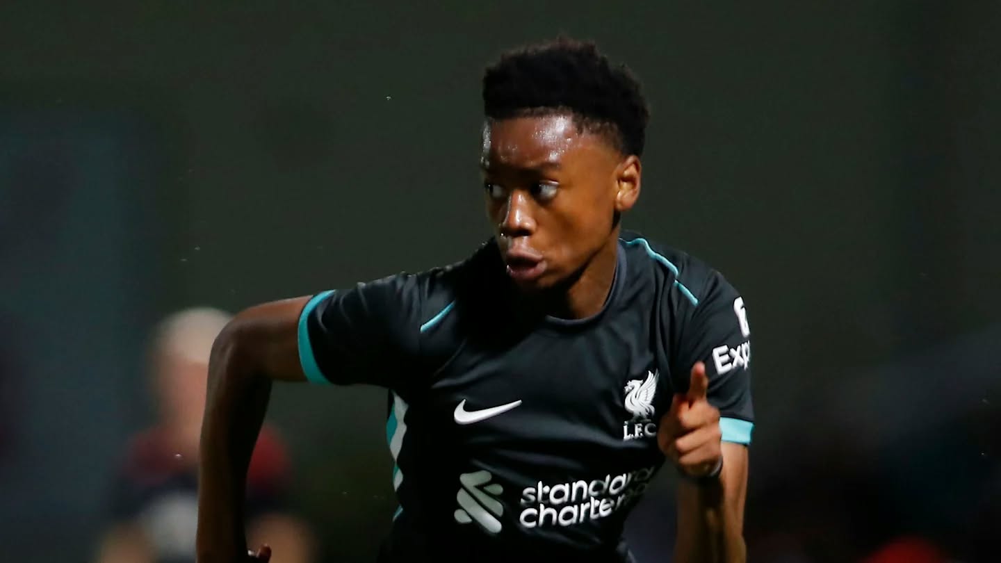 “Mançester Yunayted” “Liverpul”un 16 yaşlı futbolçusunu transfer edir