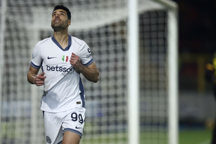 “Beşiktaş” iranlı futbolçuya görə “İnter”lə danışıqlara başlayıb