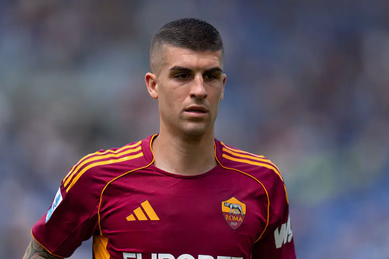 "Roma" Mançiniyə yeni müqavilə təklif etdi