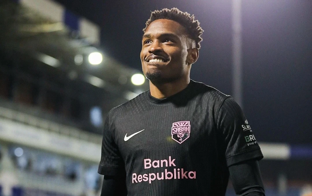 Mikels Bahodir Nasimovun rekordunu təkrarladı