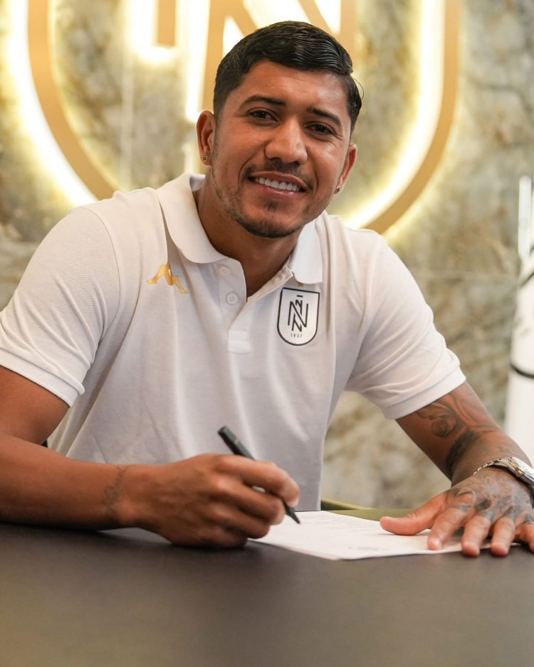 "Neftçi" yeni transferini açıqladı - RƏSMİ
