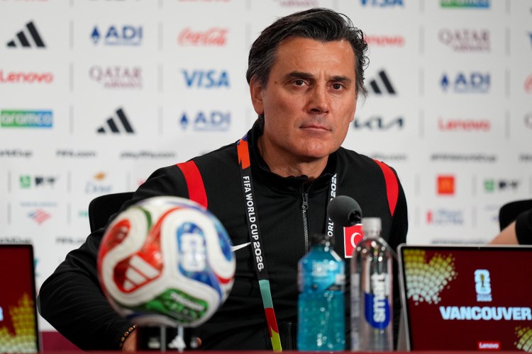 "Üzərimizdə təzyiq var, amma bunu idarə edə bilərik" - Montella