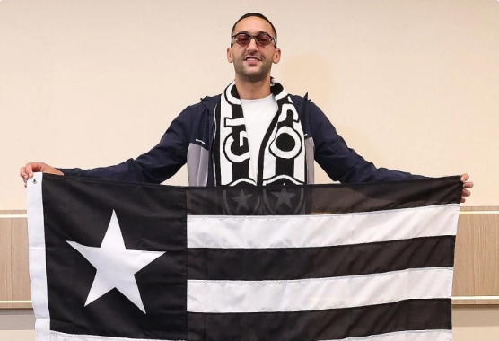 Ziyeş rəsmən Braziliya klubunda