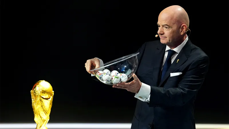 FİFA prezidenti: "İran yığması vəsiqə qazanıb və futbolçular oynamaq istəyir"