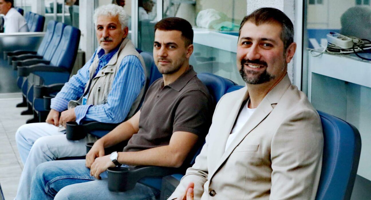 Millinin baş məşqçisi “Sabahın Ulduzları”nı izlədi