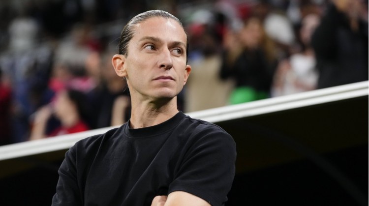 Juninyonun "Qarabağ"dan transfer edilməsini istəyən məşqçi ilə yolları ayrıldı