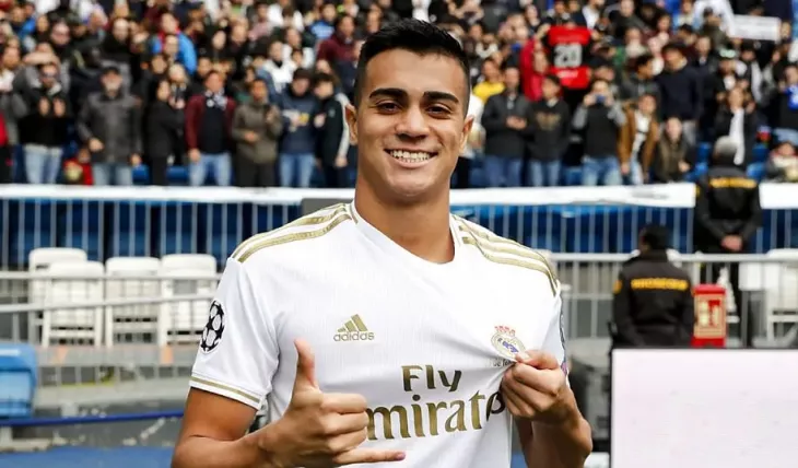 “Real” 30 milyona transfer etdiyi futbolçunu Brazliya klubuna pulsuz buraxdı