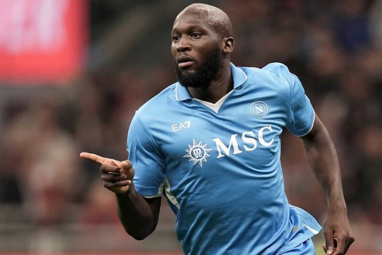 "Fənərbaxça" tanınmış hücumçu ilə maraqlanır