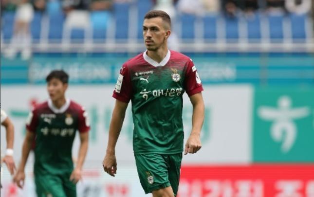 Millimizin üzvü əsas heyətdə yer aldı, komandası məğlub oldu