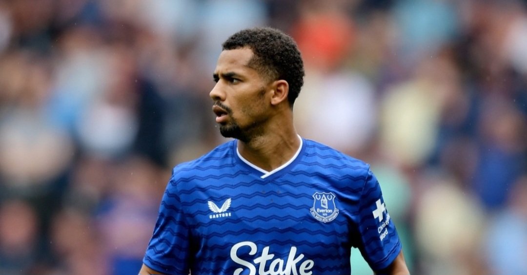 Premyer Liqa klubları seneqallı futbolçunu istəyir