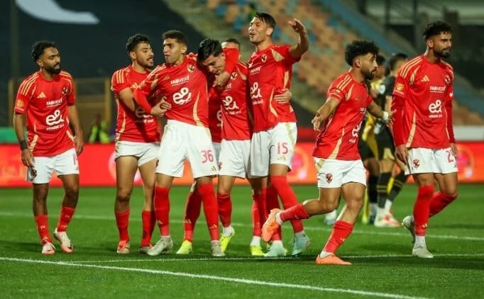 Misir derbisi baş tutmayıb