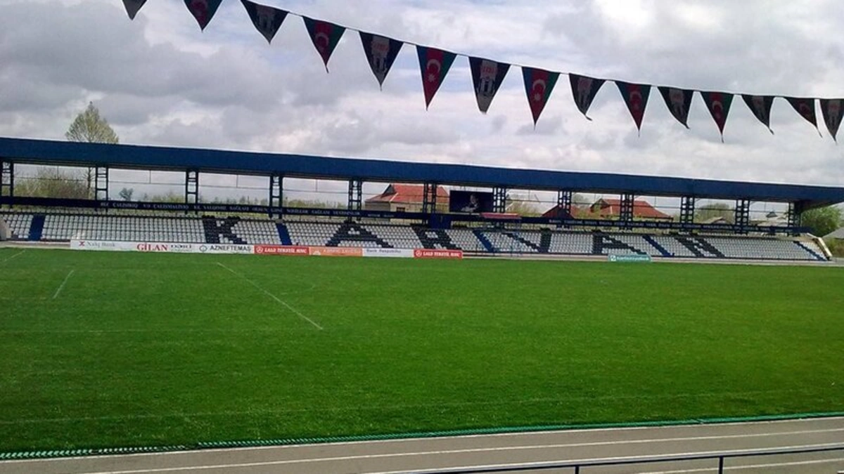 "Neftçi" autsayderin qonağıdır