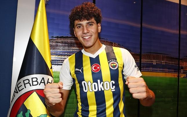 "Fənərbaxça" misirli futbolçunu yenə icarəyə verdi