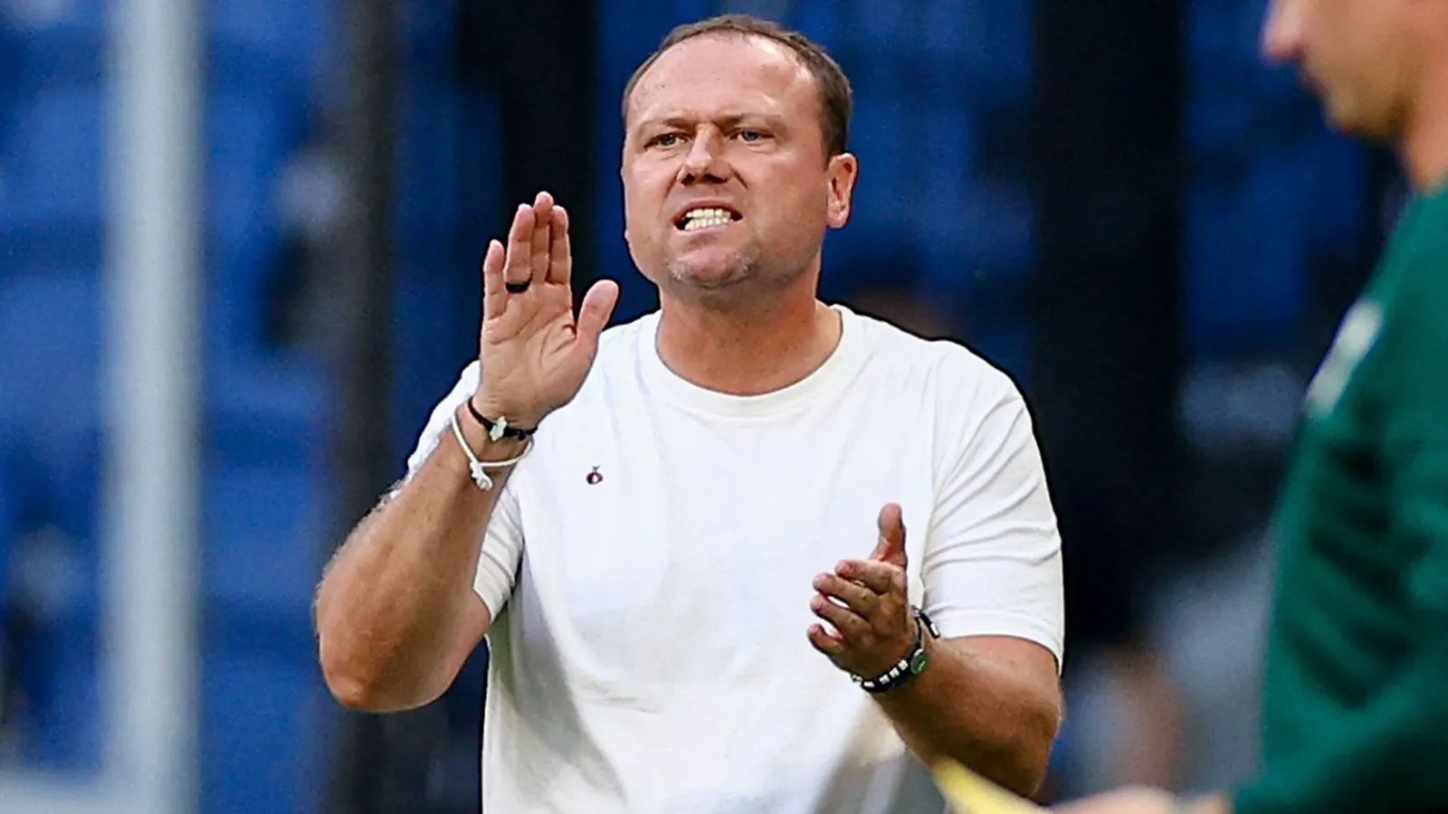 Türkiyə klubunun baş məşqçisi özünə eşşək dedi