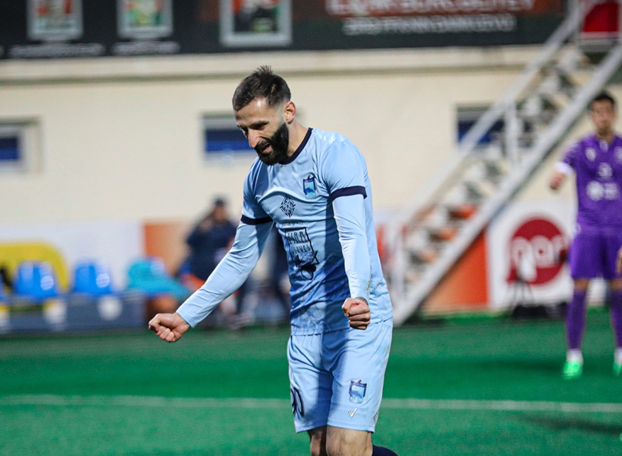 "Zirə"nin forvardı bunu bacaran 41-ci futbolçu oldu