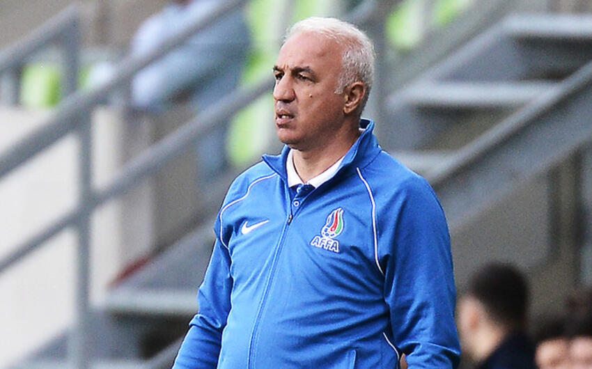 Arif Əsədov: "İlk dövrədə "Neftçi" bəzi matçlarda gözlənilməz xallar itirməklə yadda qaldı"