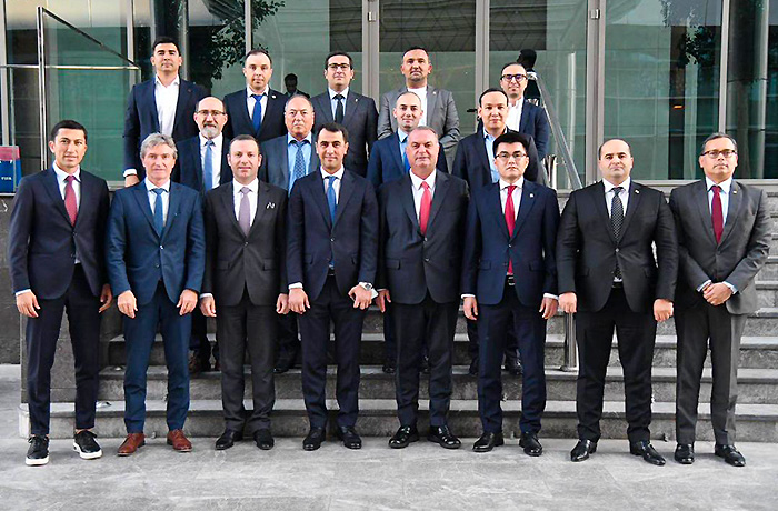 Türkdilli ölkələrdə futbolun inkişafı məsələləri müzakirə olunub