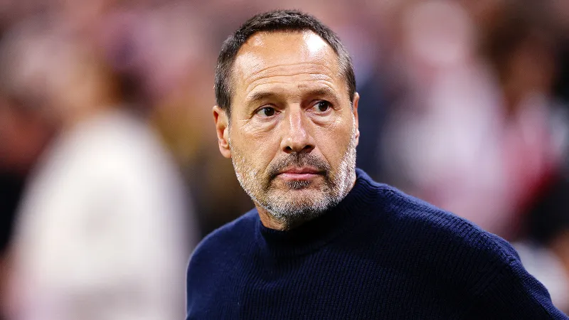 Ermənistan millisinin baş məşqçisi istefa verib