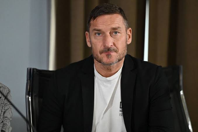 Françesko Totti "Roma"ya qayıdır?