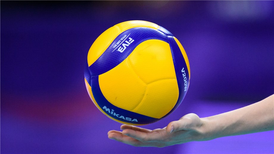 Qadın voleybolçular yarımfinal oyunlarına çıxıblar