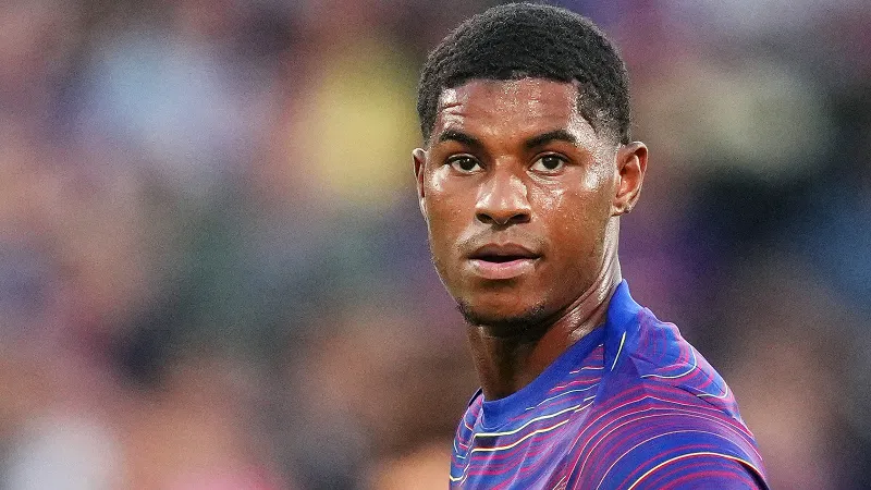 Markus Reşford karyerasını hansı klubda davam etdirmək istəyir?