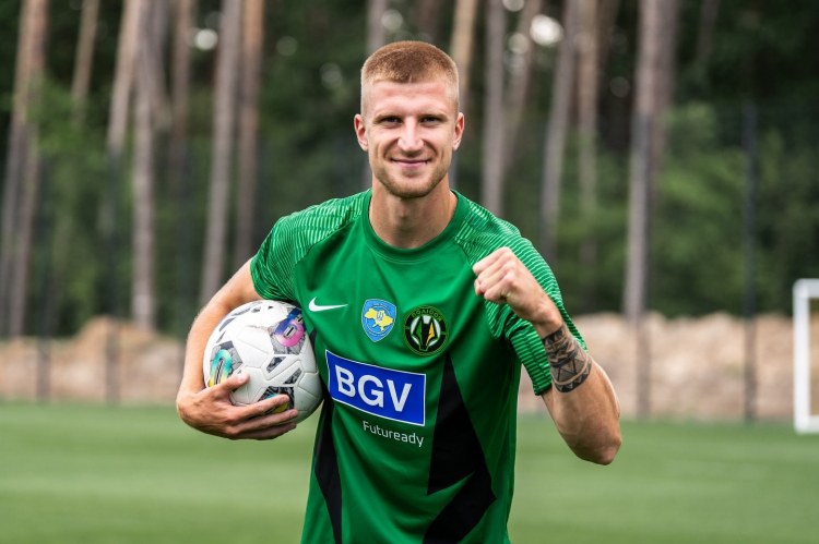 "Sumqayıt" ukraynalı müdafiəçi transfer etdi - RƏSMİ