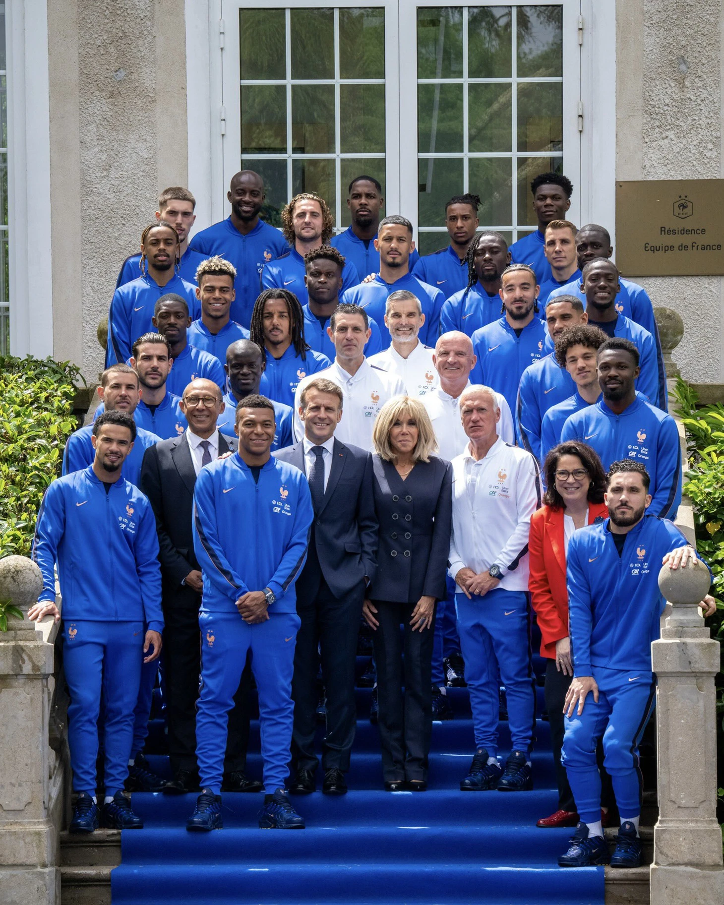 Fransa prezidenti mundial ərəfəsində millinin futbolçuları ilə görüşdü