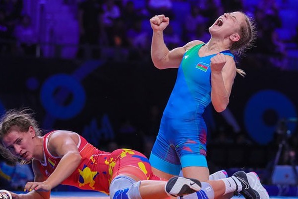 Stadnikdən tarixi qızıl