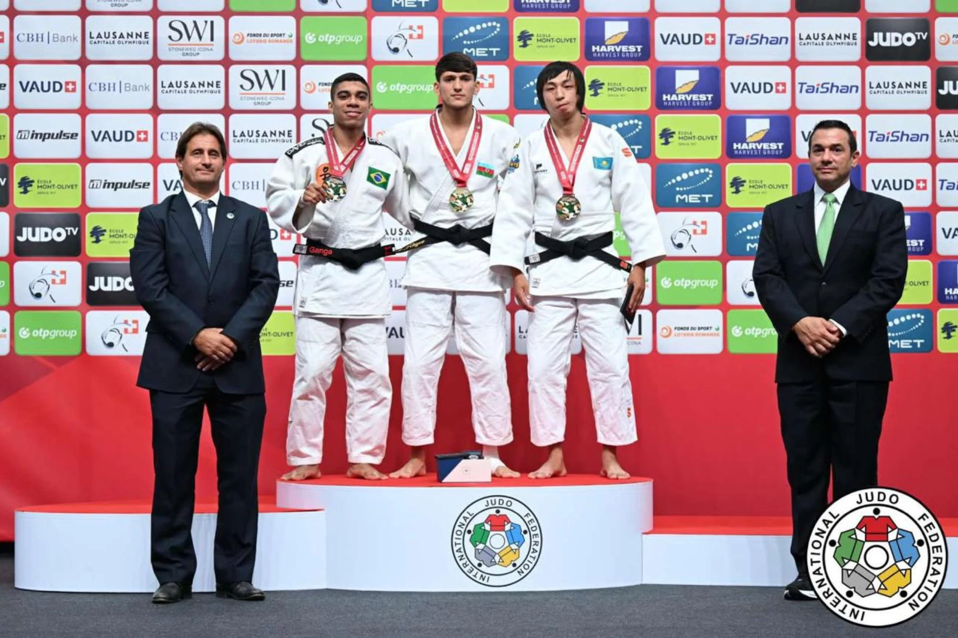Coşqun Əliyev “Masters Top 18”in qalibi ol