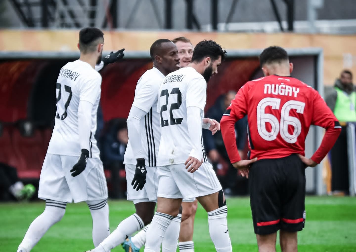 "Qarabağ" qalib gəlir