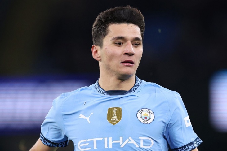 Xusanov “Mançester Siti”də kiminlə dostluq edir?