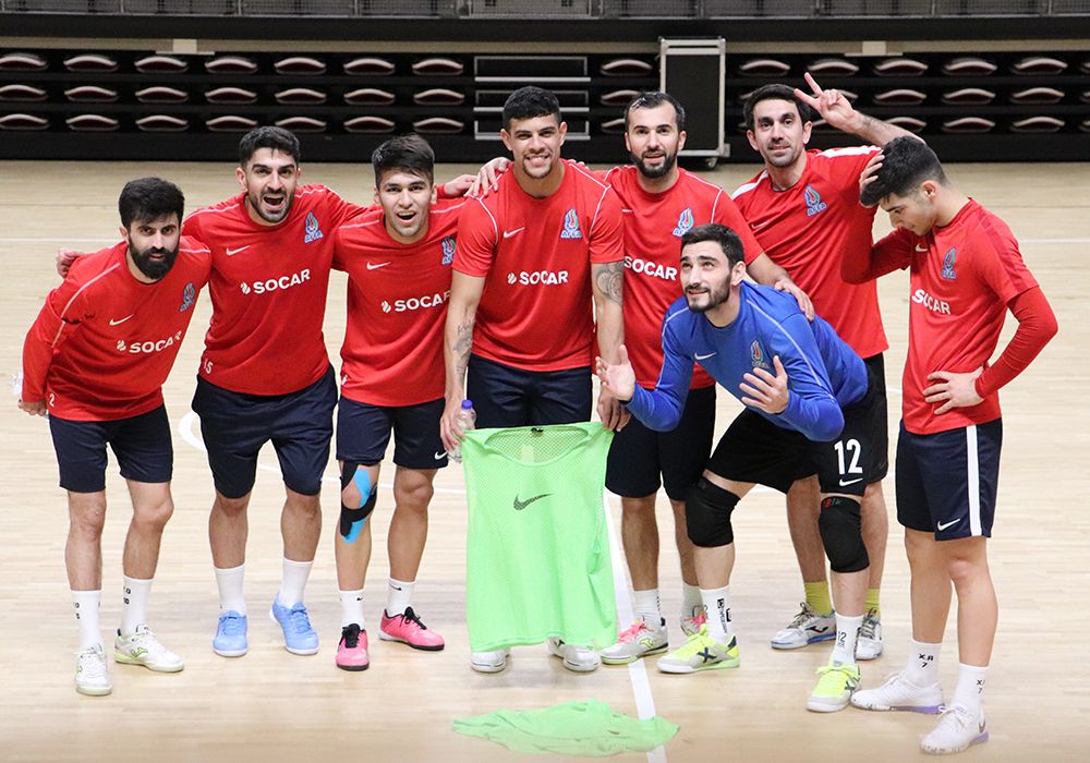 Millimiz Niderlanda qarşı