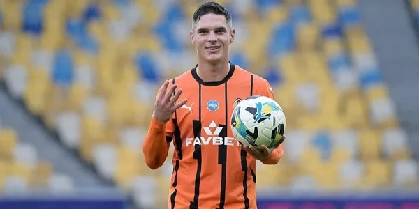 Ukrayna millisinin ən bahalı futbolçularından biri “Benfika” ilə müqavilə bağlayacaq