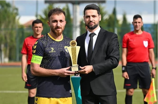 Elgün Abbaslı: “Yenə öz qolumu seçərdim"