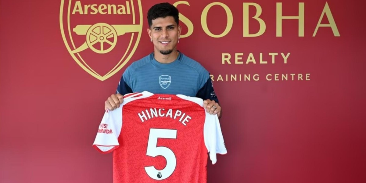 "Arsenal"ın futbolçusu məşqlərə başlayıb