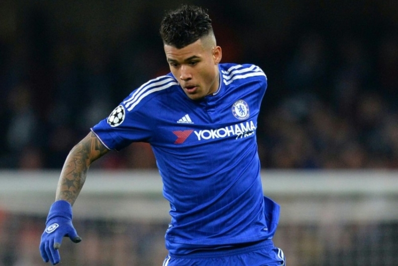 “Çelsi” icarədə olan futbolçusunu geri çağırdı